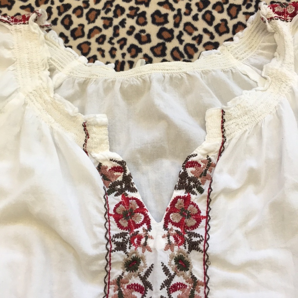 WHITE TOP - Picture 4 of 8